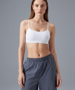 טופ מינימליסטי Liv