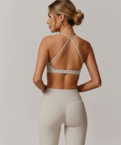 Alternative view of טופ מחטב Stone / Mila